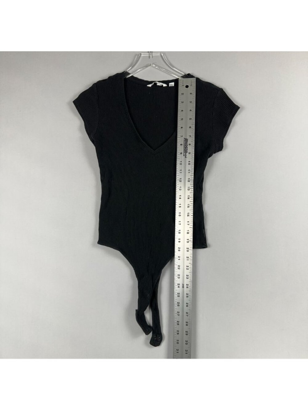 Calvin Klein Jeans Bodysuit Womens Size Medium Black Ribbed V-Neck Short Sleeve - Picture 9 of 13